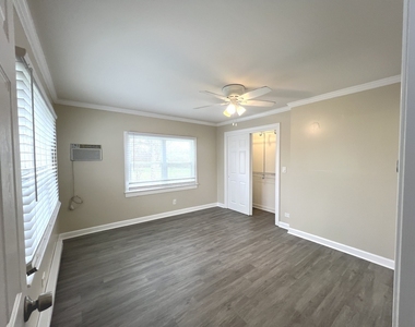 206 Raupp Boulevard - Photo Thumbnail 30
