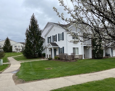 1517 Silverstone Drive - Photo Thumbnail 1