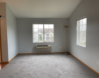 1517 Silverstone Drive - Photo Thumbnail 5