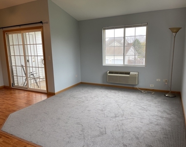 1517 Silverstone Drive - Photo Thumbnail 6