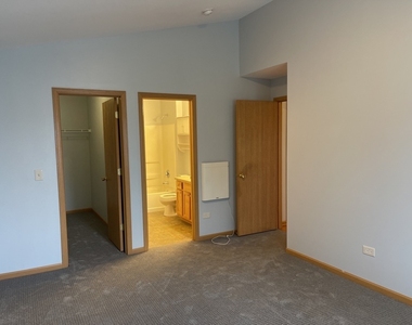 1517 Silverstone Drive - Photo Thumbnail 11