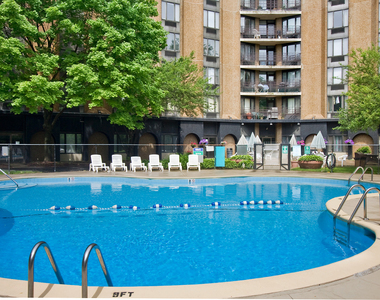 1 Renaissance Place - Photo Thumbnail 1