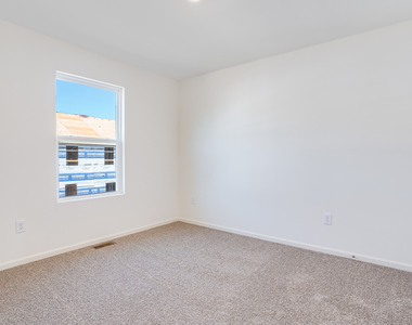 2131 Sassafras Way - Photo Thumbnail 8