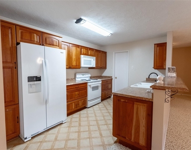 8051 Bay Branch Drive - Photo Thumbnail 4