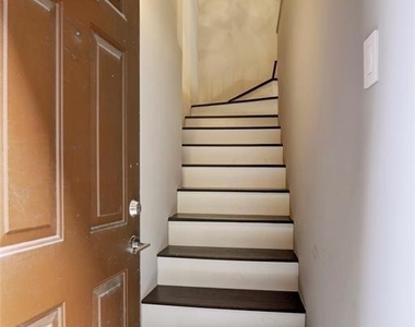 3401 Timmons Lane - Photo Thumbnail 13