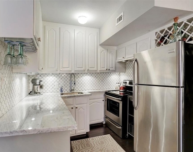 3401 Timmons Lane - Photo Thumbnail 7