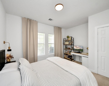 111 Jenkins Street - Photo Thumbnail 14