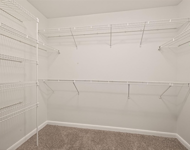 7575 Willow Chase Blvd - Photo Thumbnail 8