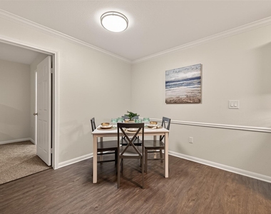 7575 Willow Chase Blvd - Photo Thumbnail 3