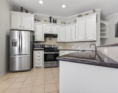 118 Snug Harbor Drive - Photo Thumbnail 11