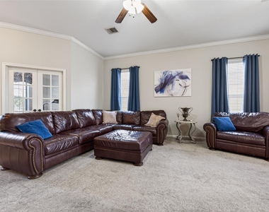 118 Snug Harbor Drive - Photo Thumbnail 6