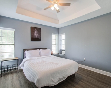 3330 Kelton Street - Photo Thumbnail 21