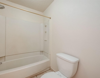 2915 Windchase Boulevard - Photo Thumbnail 28