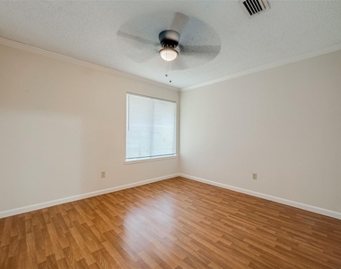 2915 Windchase Boulevard - Photo Thumbnail 21