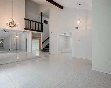 2915 Windchase Boulevard - Photo Thumbnail 1
