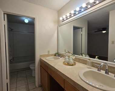 2915 Windchase Boulevard - Photo Thumbnail 29