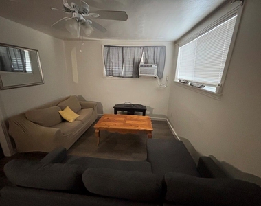 928 Main Street - Photo Thumbnail 1