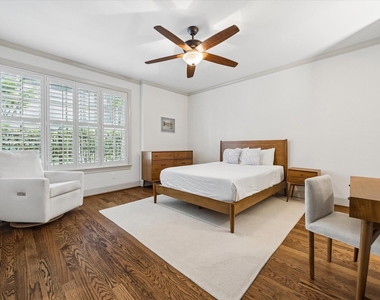 1521 Oakdale Street - Photo Thumbnail 6