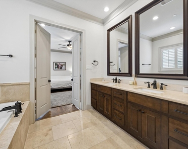 1521 Oakdale Street - Photo Thumbnail 27