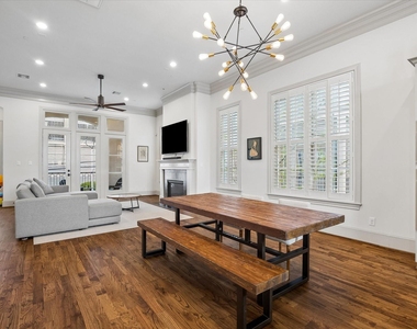 1521 Oakdale Street - Photo Thumbnail 9
