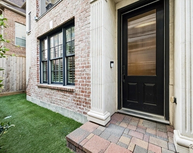 1521 Oakdale Street - Photo Thumbnail 1