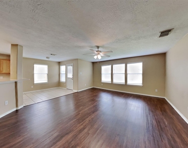 8030 Echinacea Drive - Photo Thumbnail 3