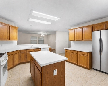3522 Brackenfern Road - Photo Thumbnail 8