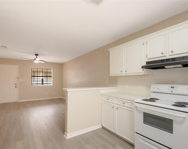 600 Palm Street - Photo Thumbnail 11