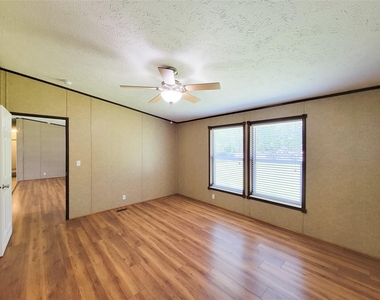 26806 N Marek Lane - Photo Thumbnail 17