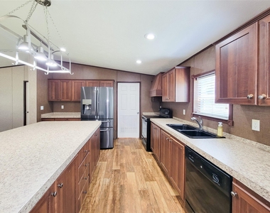 26806 N Marek Lane - Photo Thumbnail 9