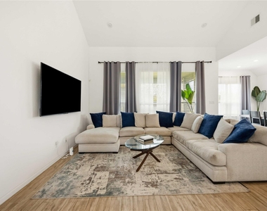 4238 Redford Valley Road - Photo Thumbnail 4