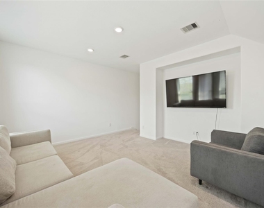 4238 Redford Valley Road - Photo Thumbnail 21
