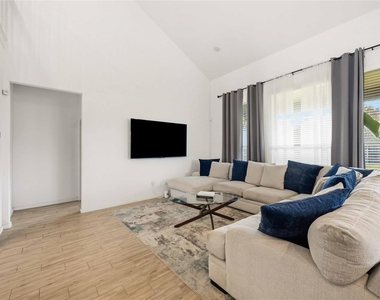 4238 Redford Valley Road - Photo Thumbnail 3