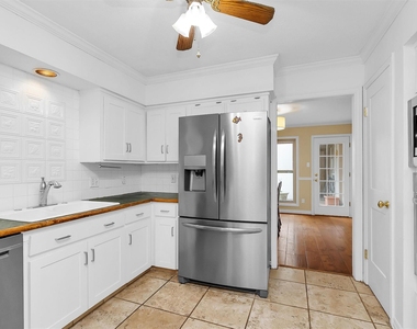 11634 Southlake Drive - Photo Thumbnail 12