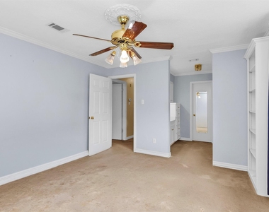 11634 Southlake Drive - Photo Thumbnail 23