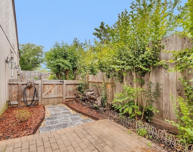 11634 Southlake Drive - Photo Thumbnail 30