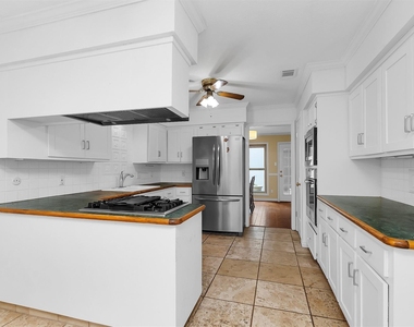 11634 Southlake Drive - Photo Thumbnail 13