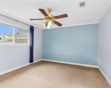 11634 Southlake Drive - Photo Thumbnail 22