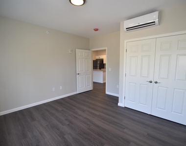 217 Rockingham - Photo Thumbnail 8
