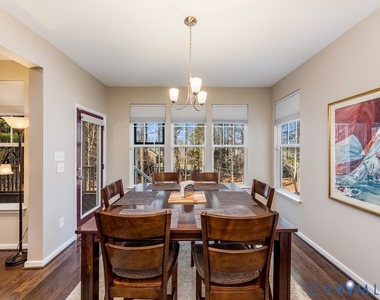 1712 James Overlook Drive - Photo Thumbnail 8
