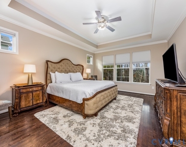 1712 James Overlook Drive - Photo Thumbnail 17