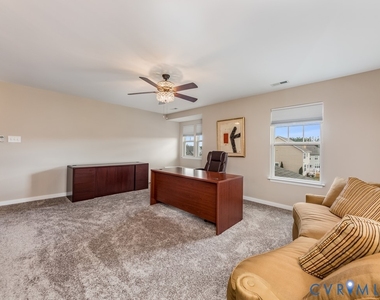 1712 James Overlook Drive - Photo Thumbnail 32