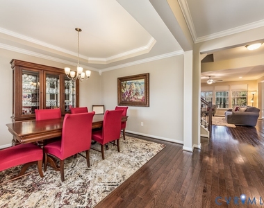 1712 James Overlook Drive - Photo Thumbnail 16