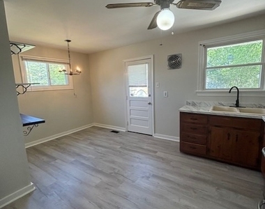 9721 Drexel Lane - Photo Thumbnail 4
