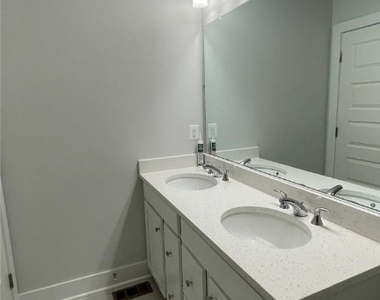 10120 All Star Blvd Lane - Photo Thumbnail 9