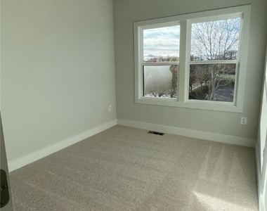 10120 All Star Blvd Lane - Photo Thumbnail 13