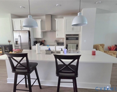 10120 All Star Blvd Lane - Photo Thumbnail 4