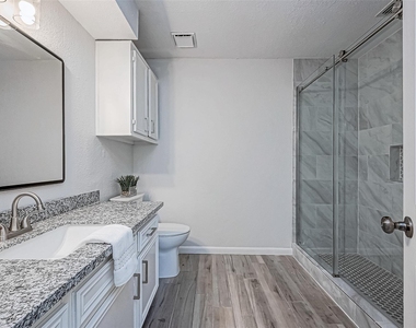 4907 Fox Hollow Boulevard - Photo Thumbnail 6