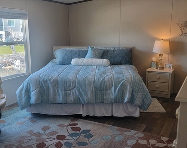 4709 Kon Tiki Lane - Photo Thumbnail 12