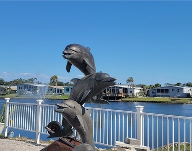 4709 Kon Tiki Lane - Photo Thumbnail 4